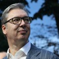 VIDEO: Grupa Srba sa Kosova krenula peške u Kraljevo da podrži Vučića