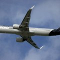 Boing 737 nestao sa radara iznad Omanskog zaliva; Pokrenuta potraga za avionom VIDEO