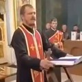 "Ако некога треба да изударамо да се поштено договоримо": Снимак свештеника из Обреновца поново запалио мреже