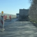 RADOVI I ZATVARANJA U SREMSKOJ MITROVICI I SREMU: Evo gde se danas usporava i šta ostaje zatvoreno