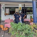 Policija na nogama: Ovako izgleda napadač sa Autokomande za kojim se drugi dan traga: Izašao iz restorana, pa se vratio sa…