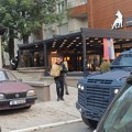Kosovska policija pretresa stan Milana Radoičića, oklopna vozila na ulicama