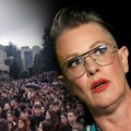 Muk u Kočanima gde je poginulo 59 osoba: Tijana Dapčević objavila tužnu scenu: Stotine mladih u crnini odaju počast…