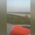 Sudar aviona na aerodromu u Mančesteru: Objavljene dramatične fotografije, svi letovi zaustavljeni (foto/video)