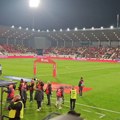 VIDEO Narod Srbije pokazao šta misli, pogledajte scenu: Piksiju više ljudi aplaudira na porodičnom ručku nego na stadionu