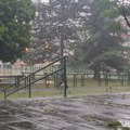 Vreme danas: Jak vetar i kiša, na planinama moguć sneg