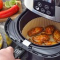 Da li je friteza na vruć vazduh zaista dobra investicija? Zdravije, brže, ali postoji jedna caka