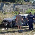 Stravična nesreća u selu Kovačevo: Poginuo Novopazarac, udario u banderu pa se zakucao u kamion