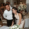 "Gospodin i gospođa Gudelj": Nemanja objavio fotografije sa tajnog venčanja: Anastasija Ražnatović pleni u elegantnoj…