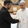 Zelenski papi Lavu XIV poklonio ikonu naslikanu na sanduku oružja