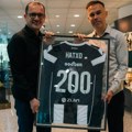 Mijatović uručio Nathu poklon za jubilej
