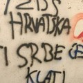 "Majko Hrvatska, klaćemo Srbe": Osvanuli ustaški natpisi i poruke mržnje prema Srbima na zidovima škole (Foto)