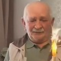 Deka u 67. godini prvi put dobio rođendansku tortu: Nije mogao da zadrži suze, 8 miliona ljudi se slomilo zbog snimka