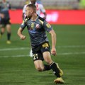 Sa Zvezdom nastupao u Ligi šampiona, 8 godina kasnije igra fudbal karijere i pravi čuda