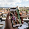 Veliki skandal u srpskom gradu: Mlade devojke tajno snimali u toku intime, sada dele njihove snimke i slike