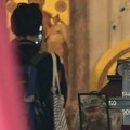 Okupljanje ispred crkve na Topčideru uoči sahrane Ratka Maldića, osuđenog za genocid
