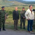 „Oni se brčkaju a vide šta se dešava na Kosovu, u Republici Srpskoj, da neće so da im pošaljem“: Vučić na…