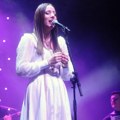 Vas slave anđeli: Danica Crnogorčević drugi solistički koncert u Beogradu posvetila nastradalima (foto/video)