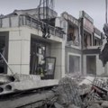 Ima mrtvih! Ukrajinci granatirali pekaru u lugansku američkom raketom: Desetine civila pod ruševinama (video)