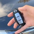 Skriveno dugme na ključu: Mnogi ne znaju za ovaj super trik, a rešava najčešće muke vozača!