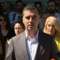 Savo Manojlović pozvao opoziciju da napusti parlament i krene u građansku neposlušnost