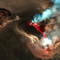 Nova erupcija vulkana Etna Grotlo izbacilo lavu i oblak pepela i dima visok oko pet kilometara