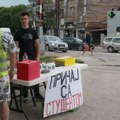 U Nišu akcija "Pričaj sa studentom": Idu sa lokacije na lokaciju i razgovaraju sa građanima
