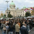 „Bićemo uz nju danju i noću“: Studenti i građani iz svih krajeva Srbije stižu u Beograd da brane Dijanu Hrku, naprednjački…