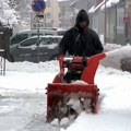Snežno nevreme paralisalo region – orkanski vetar u Sloveniji, crveni alarm u Hrvatskoj