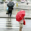 (Foto) Snažan hladni front pogodio Hrvatsku: Temperatura u Zagrebu pala na 6 stepeni, vetar obara stabla, a u najavi je i sneg