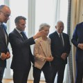 Oglasio se Makron posle susreta s Vučićem