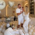 Ivona Polumenta izašla iz porodilišta Šako joj priredio prelepo iznenađenje u luksuznom stanu, cela porodica u belom…