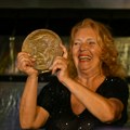 Na Niški filmski festival od najavljenih 120 glumaca stiglo tek dvadesetak: Tanji Bošković uručena nagrada "Pavle Vuisić"