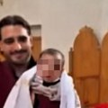 Slavlje u porodici Darka Lazića na veliki praznik: Pevač objavio slike iz crkve, ne skida osmeh