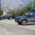 Šta se dešava ispred kompleksa Rajske banje: Kurti izveo tzv. kosovske specijalce, narod uplašen