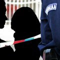 Užasna ćerka uhapšena u Beogradu: Slomila vrata sobe, gurala majku i pretila da će je baciti kroz prozor