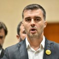 Manojlović (Kreni-promeni): Vučić 7. oktobra u Hamburgu kod Šolca, umesto u Skupštini