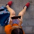 Južna Koreja uvodi zabranu mobilnih telefona u učionicama
