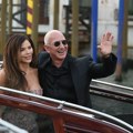 Džef Bezos i njegova supruga će donirati 88 miliona evra za beskućnike