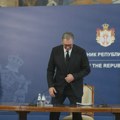 Oglasili se radnici RTS-a nakon rekordno dugog Dnevnika 2: "Od 86 minuta trajanja čak 63 su bila oda odlazećem predsedniku"