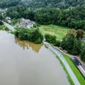 Prva žrtva razornih poplava u Austriji: Biciklista nestao pod vodom kada ga je zapljusnula nabujala reka