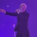 (Video) Euforija na merlinovom četvrtom koncertu: Poznati pohrlili u Arenu! Pevačica došla golog stomaka, a devojka Saše…