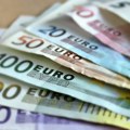 “Svim nezaposlenim građanima u junu dodatnih 60 evra”