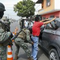 U Ekvadoru uhapšen šef bande Los Lobos: Zaplenjeno oružje, municija, eksplozivi
