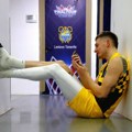 Postoje bitnije stvari od košarke: Košarkaš Tenerifa će f4 u Beogradu pamtiti ceo život! (foto)
