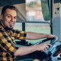 Putnici u šoku gledali kako vozač zaustavlja autobus i izlazi iz njega - kad su shvatili zašto, zaledili su se od straha