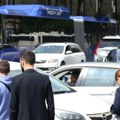 (Video): Zbog ovog dečka na pešačkom prelazu u Beogradu, vozač je morao da stane i da mu sav novac koji je imao kod sebe: "To…