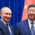 Na stolu stoji šolja čaja: Kremlj objavio snimak, vidi se šta rade Putin i Si