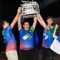 Tim Srbije osvojio srebrnu medalju na svetskoj olimpijadi iz robotike u Panami