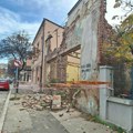 Zaključen ugovor o rušenju bespravno izgrađenih i nebezbednih objekata